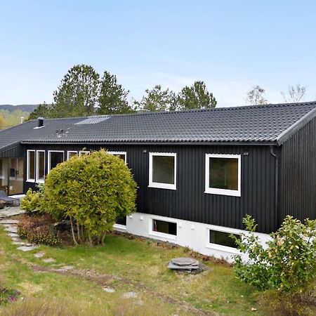 Tranquil Haven Villa Ålesund Exterior photo